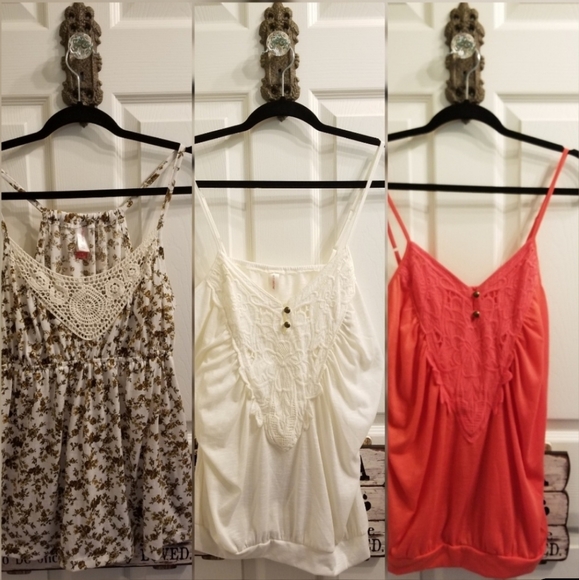 Bundle of 3 NoBo Tank Tops - Picture 5 of 5